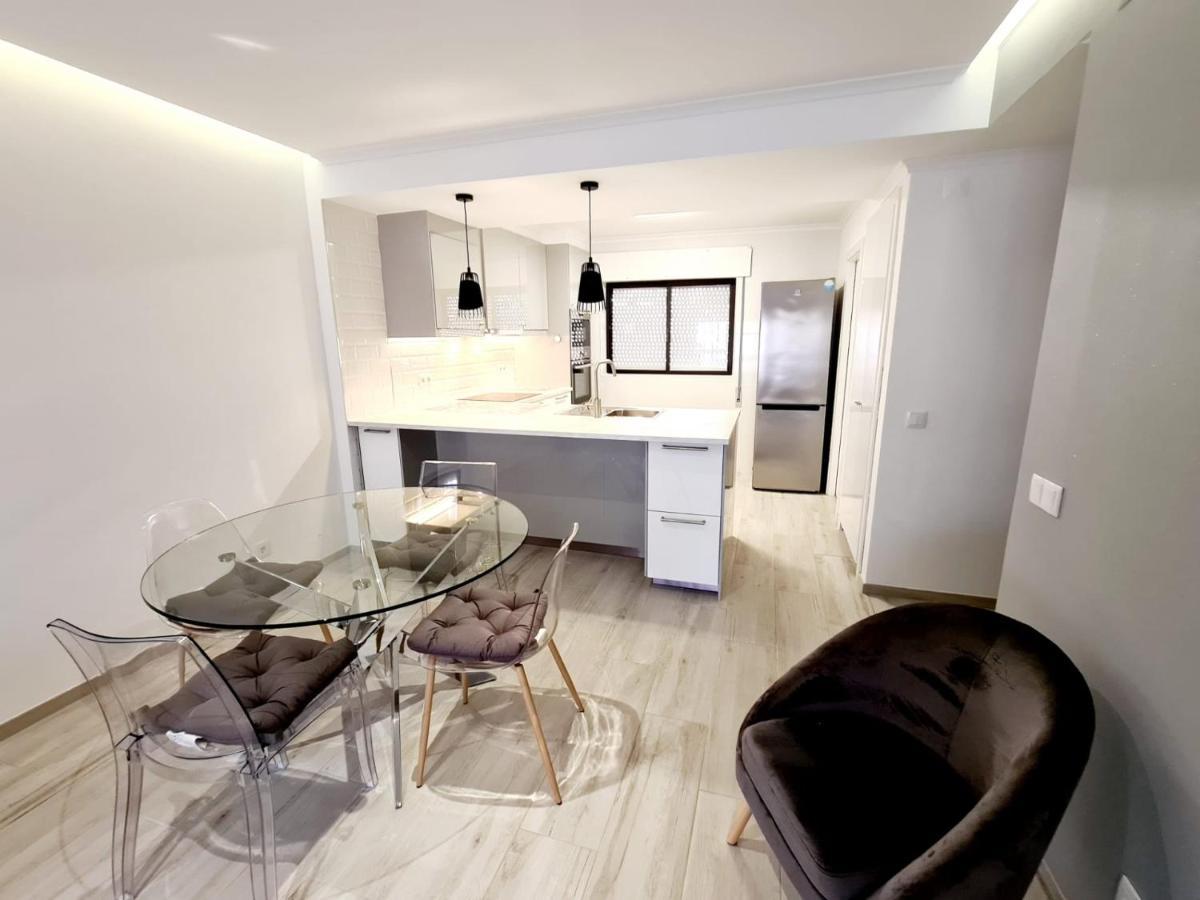 Central And New Fancy 2 Bedroom Apart.W/ 2 Wc 파로 외부 사진